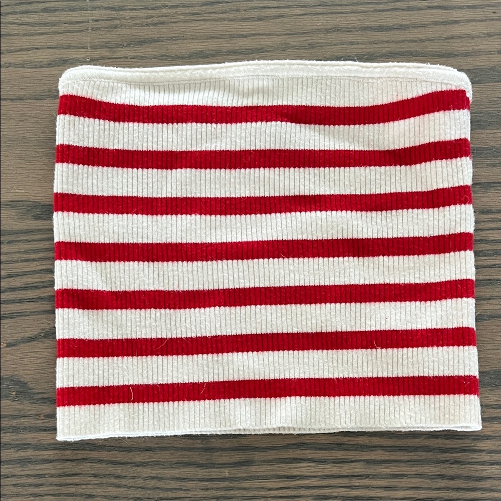 Edikted Crop Top